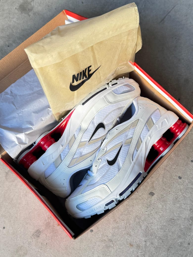 Nk Shox R4 Branco/Preto/Vermelho