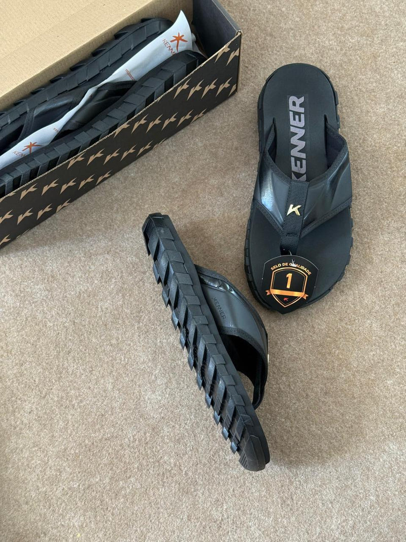 Chinelo Kenner Preto